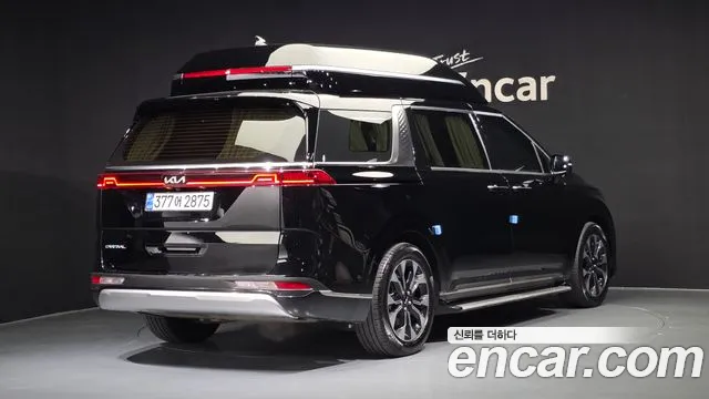 Kia Carnival 2022 thumb 2