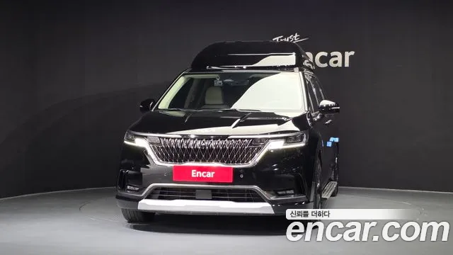 Kia Carnival 2022 thumb 3