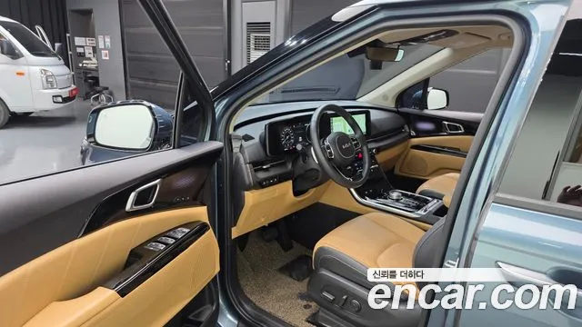Kia Carnival 2022 thumb 10
