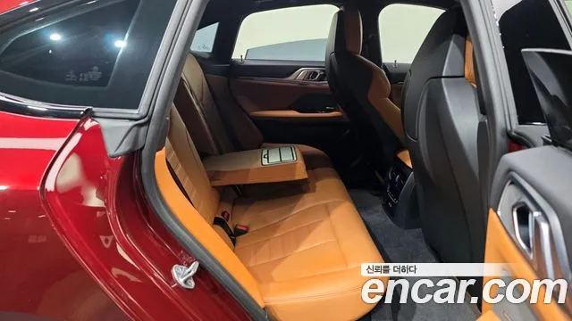 BMW i4 2022 thumb 12