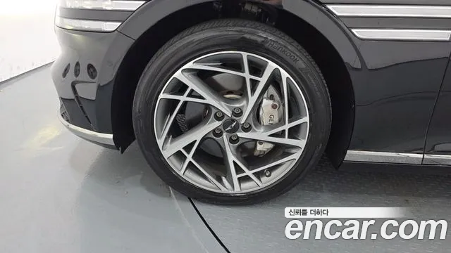Genesis G90 2022 thumb 4