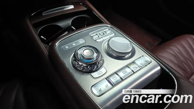 Genesis G90 2022 thumb 8