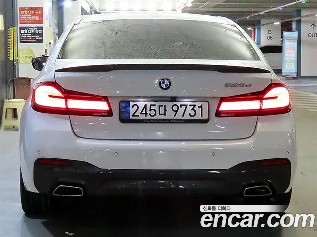 BMW 5-Series 2021 thumb 5