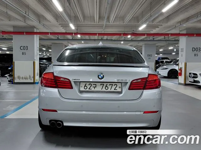 BMW 5-Series 2013 thumb 4