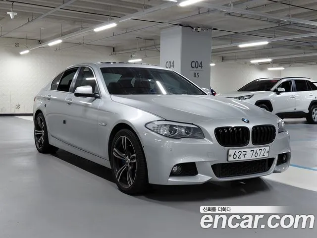 BMW 5-Series 2013 thumb 12