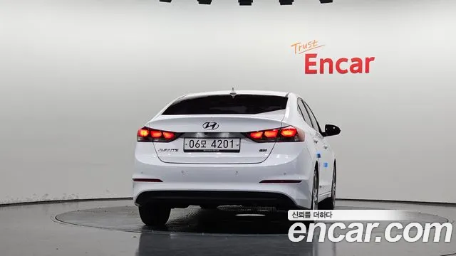 Hyundai Avante 2017 thumb 4