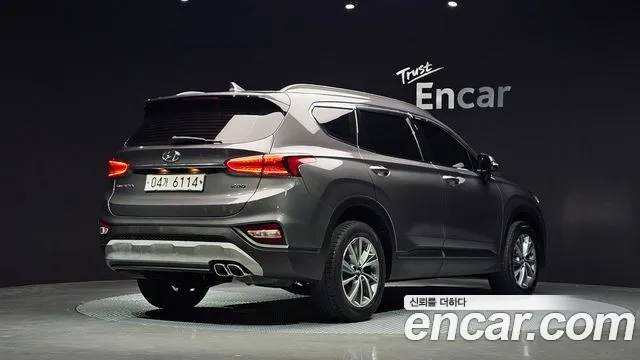 Hyundai Santa Fe 2018 thumb 2