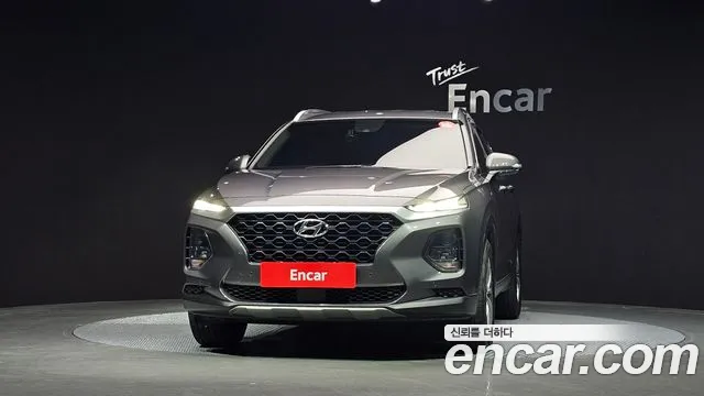 Hyundai Santa Fe 2018 thumb 3
