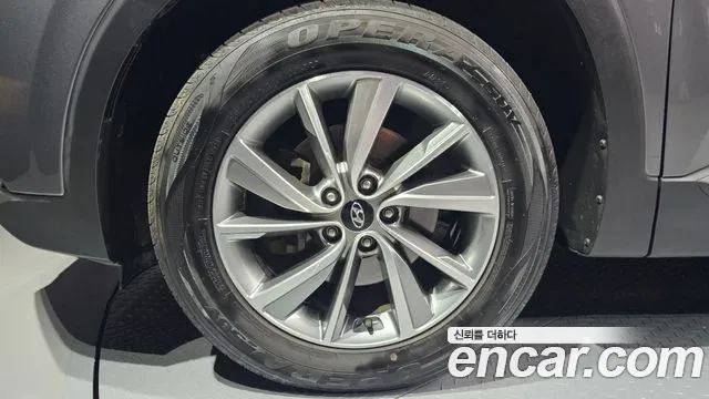 Hyundai Santa Fe 2018 thumb 5