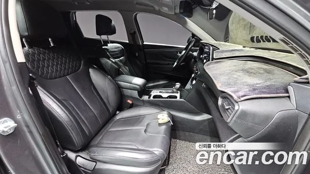 Hyundai Santa Fe 2018 thumb 10