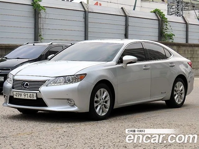 Lexus ES 2014 thumb 2