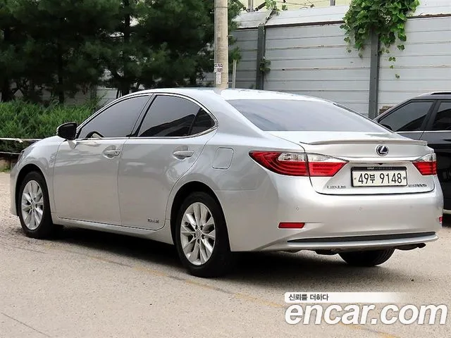 Lexus ES 2014 thumb 3