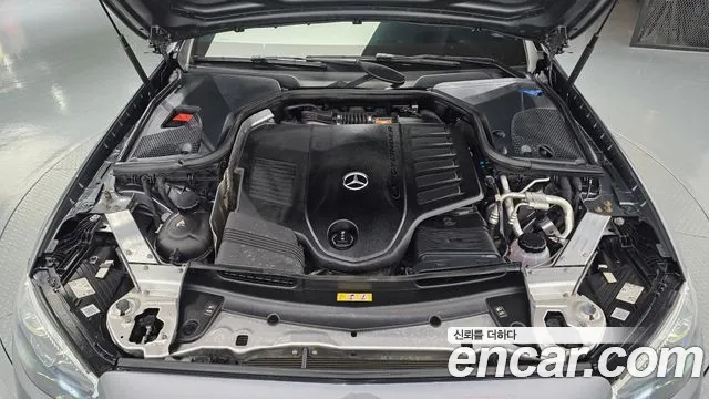 Mercedes-Benz E-Класс 2021 thumb 6