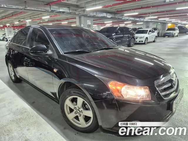 ChevroletGMDaewoo Lacetti 2009 thumb 2