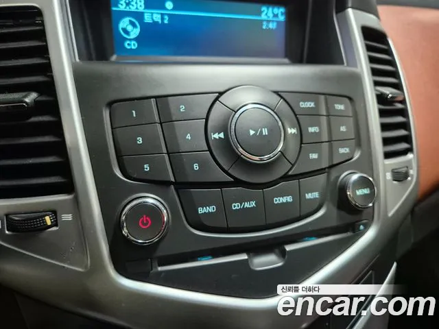 ChevroletGMDaewoo Lacetti 2009 thumb 10
