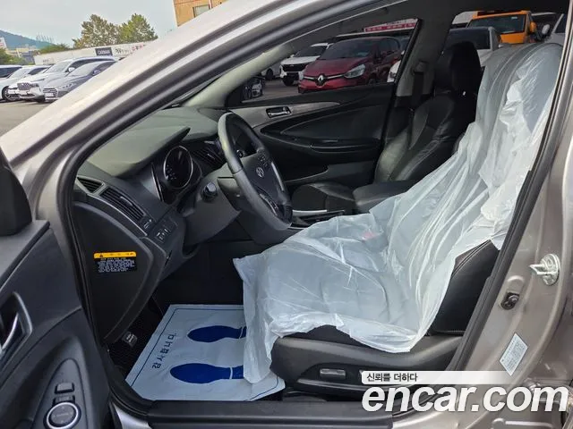 Hyundai Sonata 2011 thumb 8