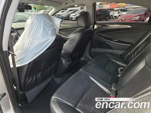 Hyundai Sonata 2011 thumb 9
