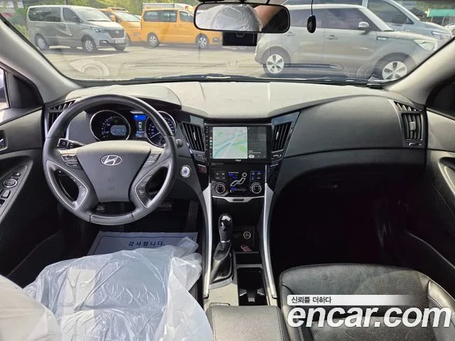 Hyundai Sonata 2011 thumb 10