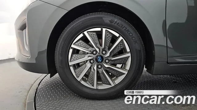 Hyundai IONIQ 6 2020 thumb 5