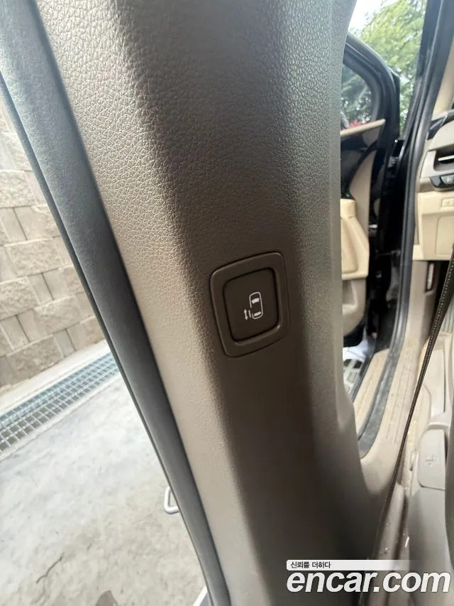 Kia Carnival 2020 thumb 10