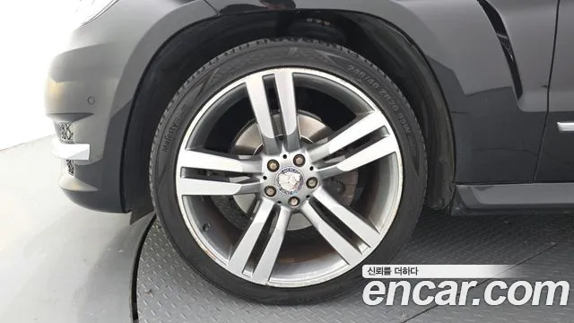 Mercedes-Benz GLK-Class 2013 thumb 5