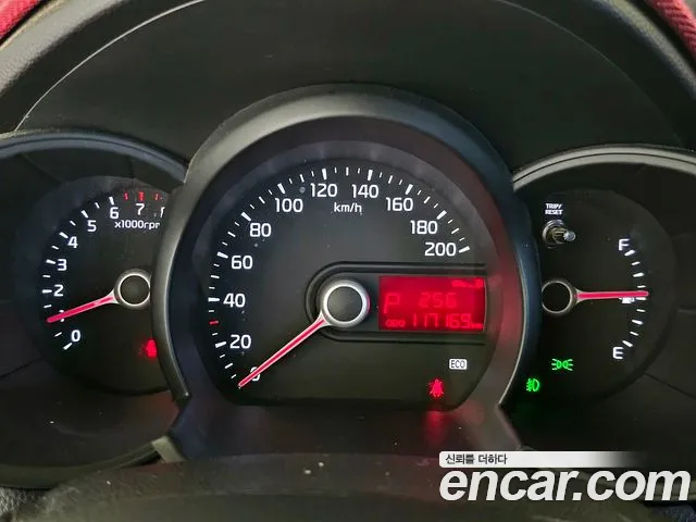 Kia Morning 2013 thumb 7