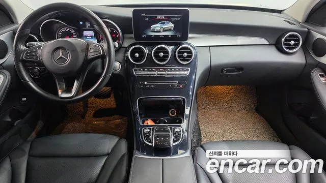 Mercedes-Benz C-Класс 2016 thumb 7