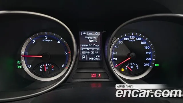 Hyundai Santa Fe 2012 thumb 7