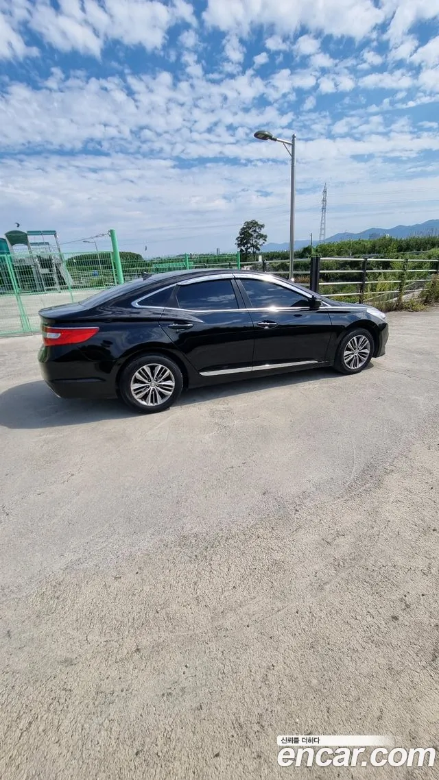 Hyundai Grandeur 2014 thumb 6