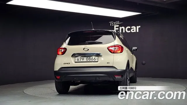 Renault-KoreaSamsung Captur 2016 thumb 4