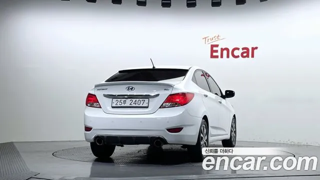 Hyundai Accent 2013 thumb 4
