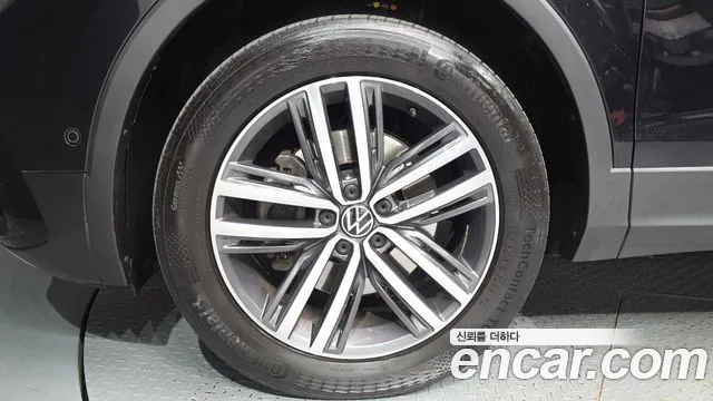 Volkswagen Tiguan 2022 thumb 5