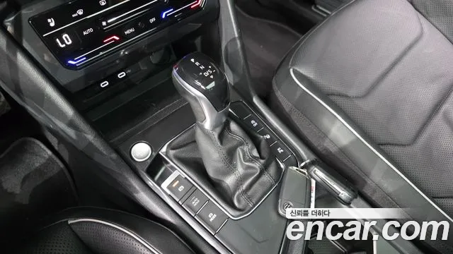 Volkswagen Tiguan 2022 thumb 9