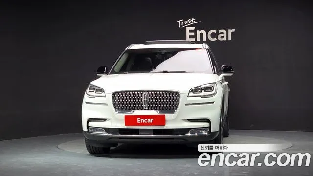 Lincoln Aviator 2020 thumb 3