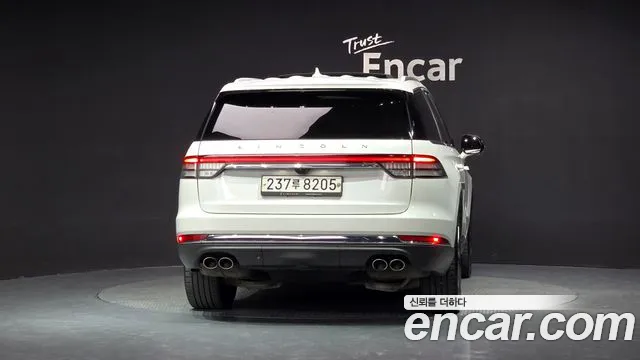 Lincoln Aviator 2020 thumb 4