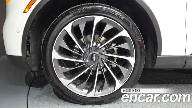 Lincoln Aviator 2020 thumb 5