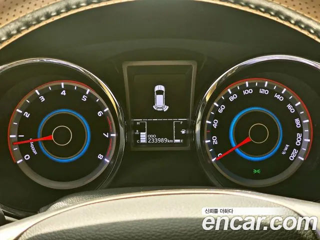 KG_Mobility_Ssangyong TIBOLI 2015 thumb 8