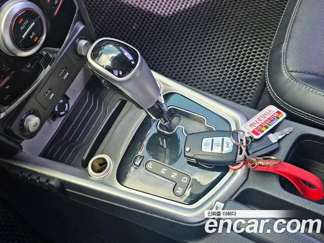 KG_Mobility_Ssangyong TIBOLI 2015 thumb 9