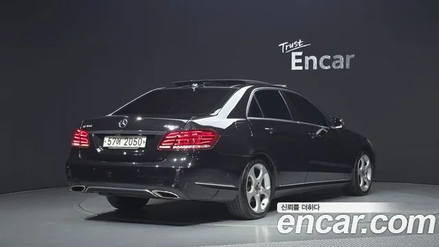 Mercedes-Benz E-Класс 2014 thumb 2