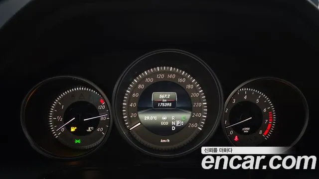 Mercedes-Benz E-Класс 2014 thumb 8