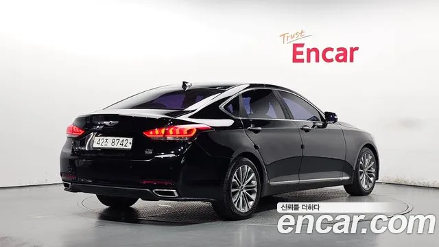 Hyundai Genesis 2015 thumb 2