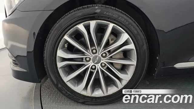 Hyundai Genesis 2015 thumb 5