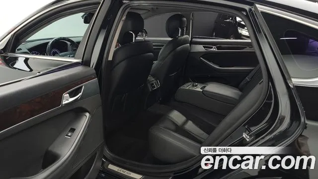 Hyundai Genesis 2015 thumb 12