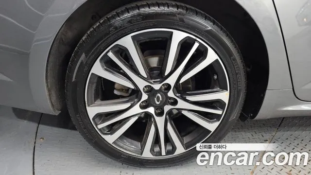 Renault-KoreaSamsung Megane 2020 thumb 5