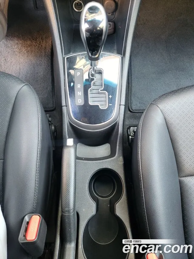 Hyundai Accent 2015 thumb 10