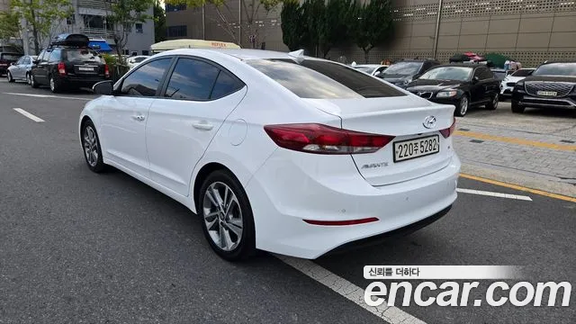 Hyundai Avante 2018 thumb 4