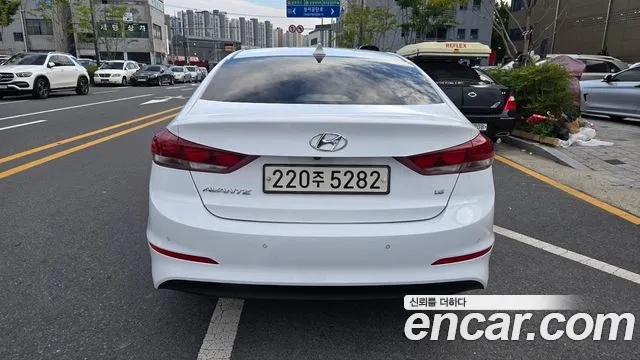 Hyundai Avante 2018 thumb 5