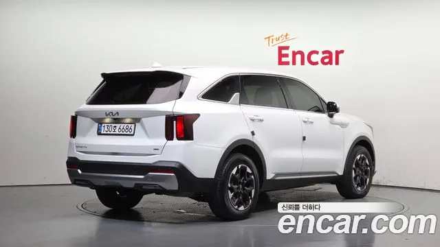 Kia Sorento 2023 thumb 2