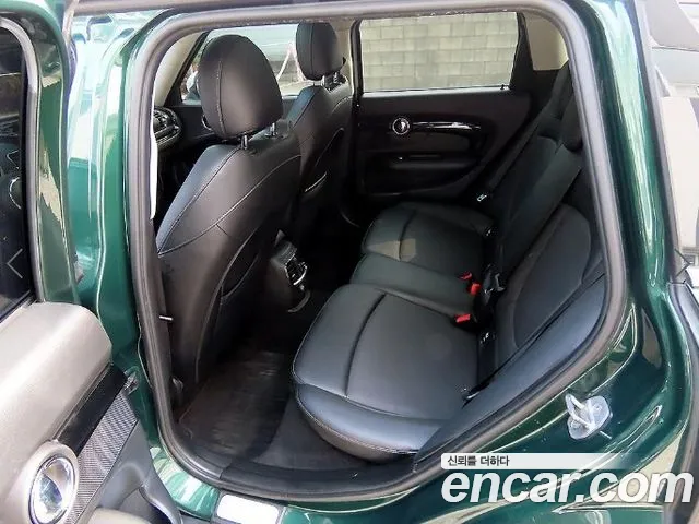MINI Clubman 2018 thumb 6