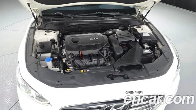 Hyundai Grandeur 2017 thumb 5